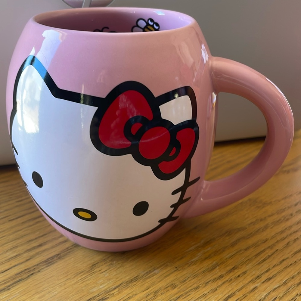Hello Kitty Mug Sanrio 2011